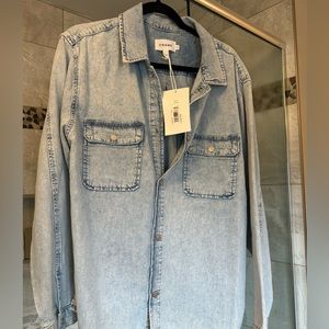 Frame Jean shirt with snap buttons NWT size Large men’s.